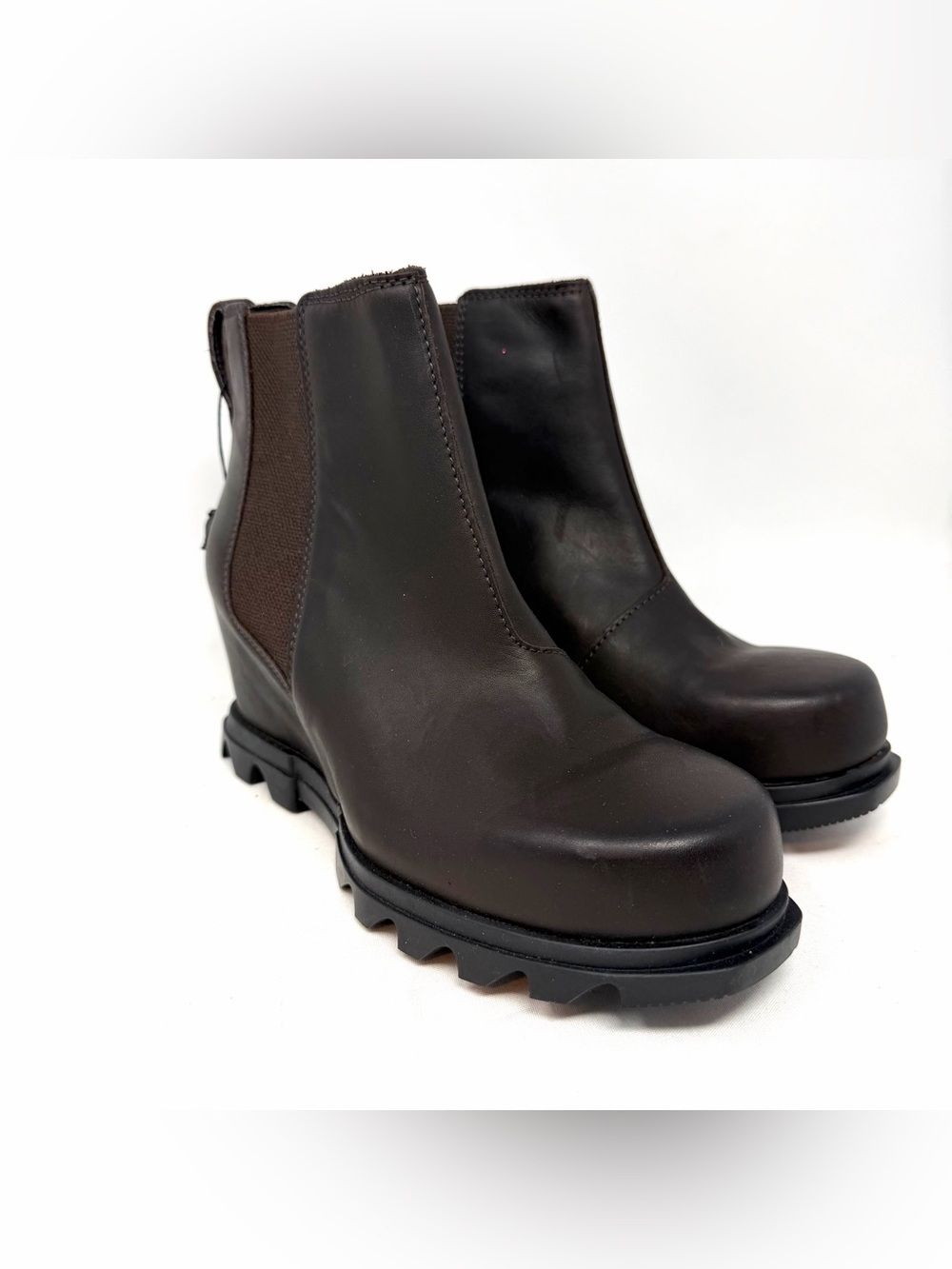 NWT Sorel Joan of Arctic Wedge III Chelsea Boot Blackened Dark Brown Boots 8